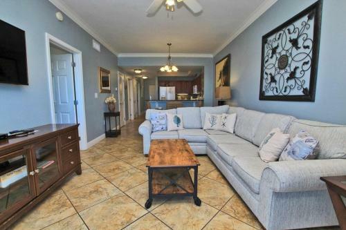 Crystal Tower By Youngs Suncoast