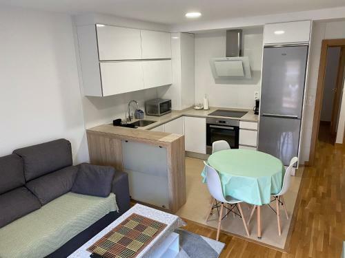 Apartamento �tico En Moa�a- A Xunqueira