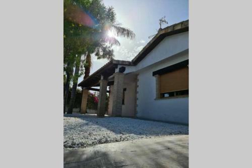 Magnifico Chalet Independiente Con Piscina