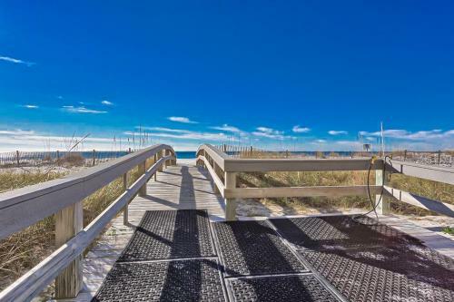 Lighthouse 1403