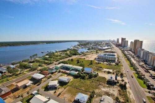 Crystal Tower 1205 By Youngs Suncoast
