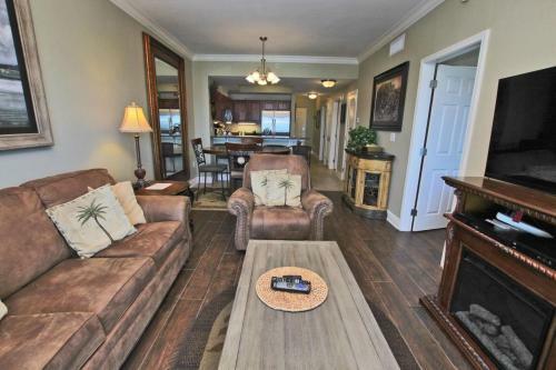 Crystal Tower 1205 By Youngs Suncoast
