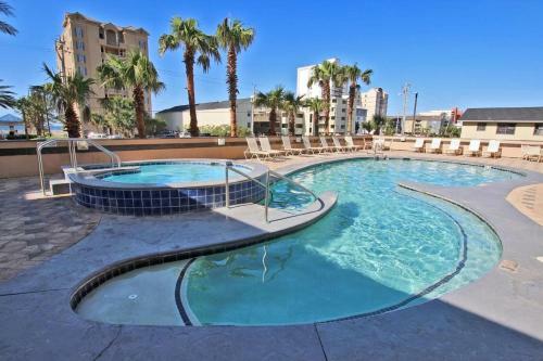 Crystal Tower 1205 By Youngs Suncoast