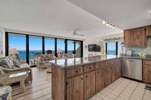 Island Winds West Unit 580