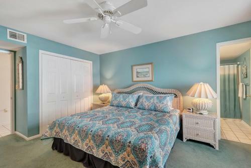 Island Winds West Unit 580