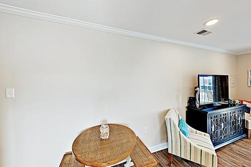 The Sand & Surf Beach House A