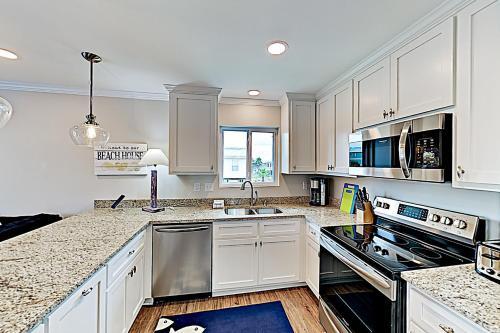 The Sand & Surf Beach House A