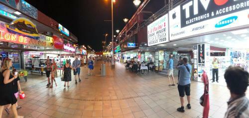 Apartamento Luxury 2 Bedroom Apt 2 Min From Beach