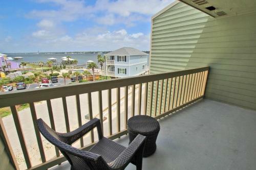 Summerhouse West By Youngs Suncoast