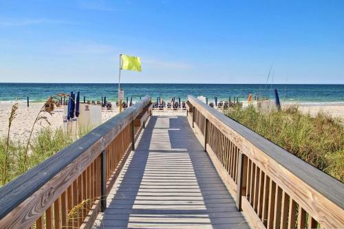 Crystal Tower 1101 By Youngs Suncoast