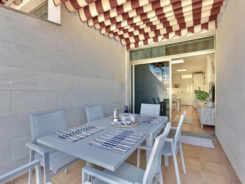 Apartamento Brand New Home With Sunset Terrace
