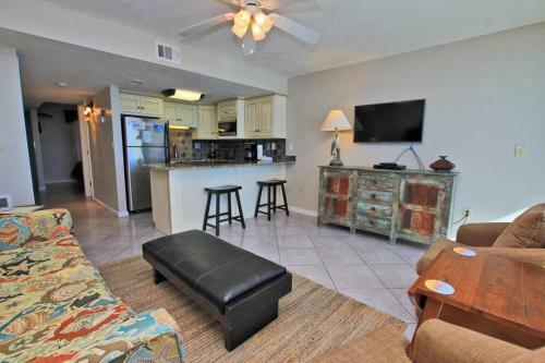 Island Winds West By Youngs Suncoast