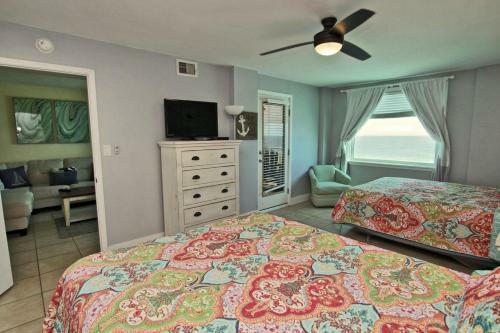 Castaways By Youngs Suncoast