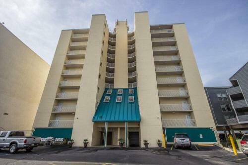 Castaways By Youngs Suncoast