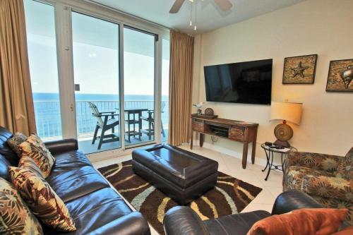 Lighthouse By Youngs Suncoast