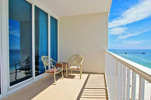Lighthouse By Youngs Suncoast
