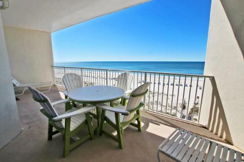 Lighthouse By Youngs Suncoast