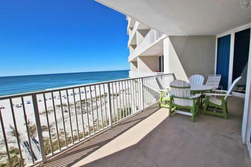 Lighthouse By Youngs Suncoast