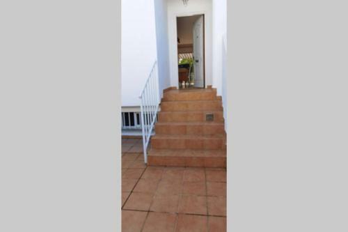 Duplex En Urbanizaci�n Con Piscina Comunitaria
