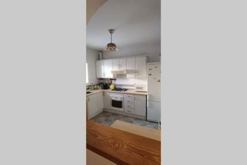 Duplex En Urbanizaci�n Con Piscina Comunitaria