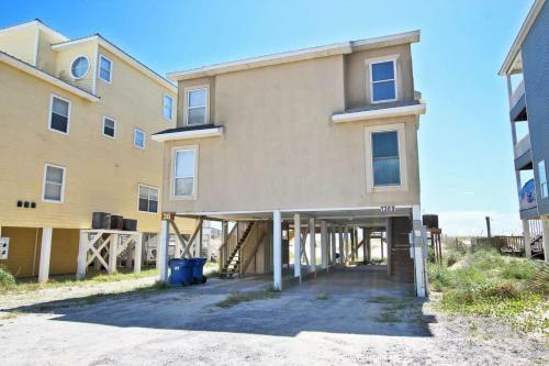 Parsonage Duplex By Youngs Suncoast