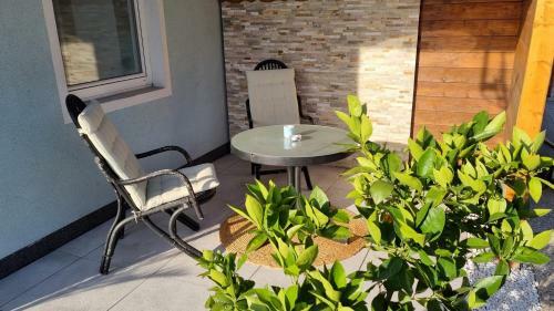 Northwest Studio Apartments