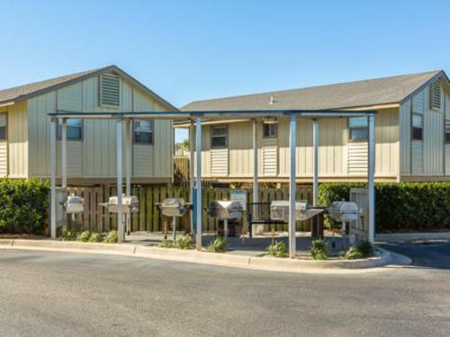 Crystal Tower 1702 By Youngs Suncoast