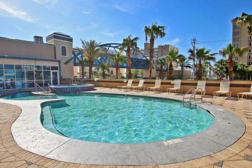 Crystal Tower 1702 By Youngs Suncoast