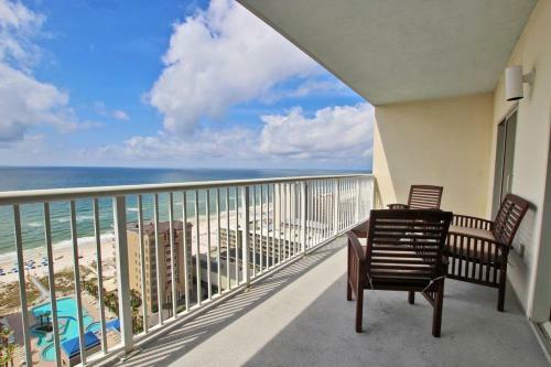 Crystal Tower 1702 By Youngs Suncoast