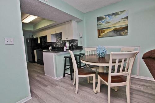Surfside Shores By Youngs Suncoast