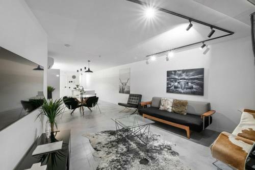 Apartamento Spacious River View 3 Bdrm Apt With 2 Car Spaces