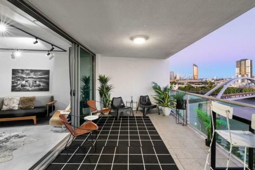 Apartamento Spacious River View 3 Bdrm Apt With 2 Car Spaces