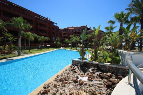 Apartamento �tico Playa Granada Golf + Piscina Con Jacuzzi