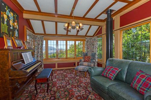 Villa Woodroyd Estate Holiday Sanctuary