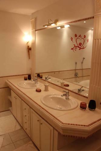 Villa Wellness Homes