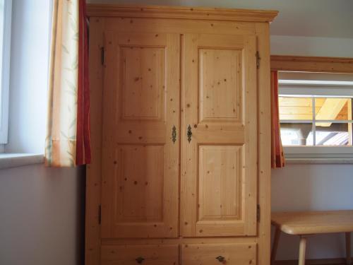 Hostal Ferienwohnungen Themessl