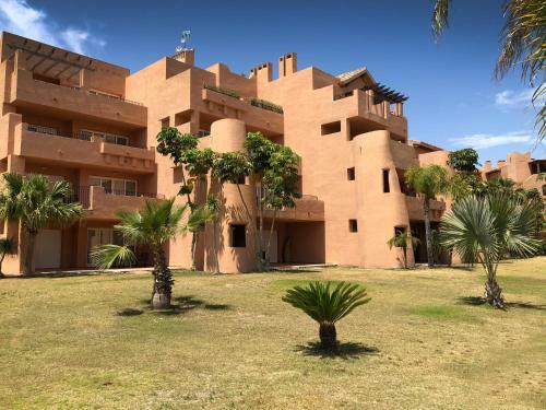 Mar Menor Golf Resort - Stunning 3-bed, 2-bath Apartment