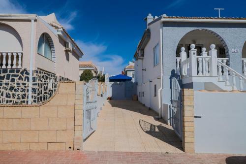 Beautiful Villa Private Pool Pet Friendly Golf