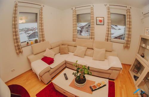 Isaka Samokovlije Apartment