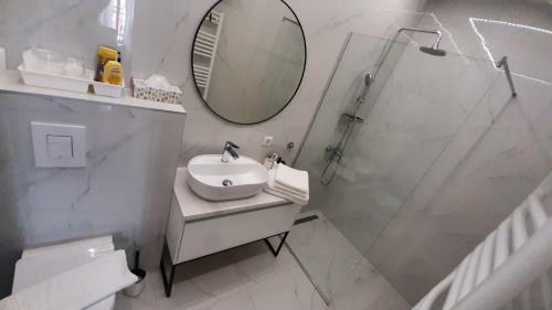 Nina Apartment