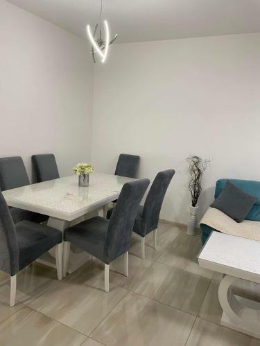 Apartman Sims