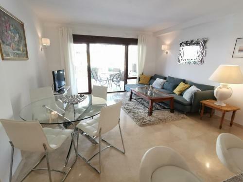 Apartment Kiwi Moraira, With Garden And 4 Pools