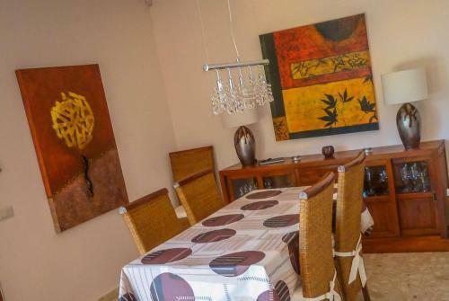 Villa Almoradi