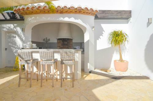 Villa Graham Holiday Rentals - La Palmera