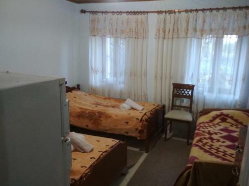 Hostal Guesthouse Celos