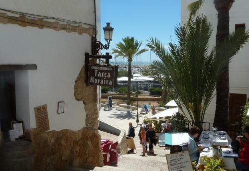 2 Bed Apartment In Central Moraira