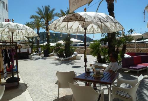 2 Bed Apartment In Central Moraira