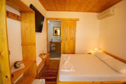 Hostal Tearra Guesthouse
