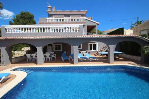 Villa Ensue�o