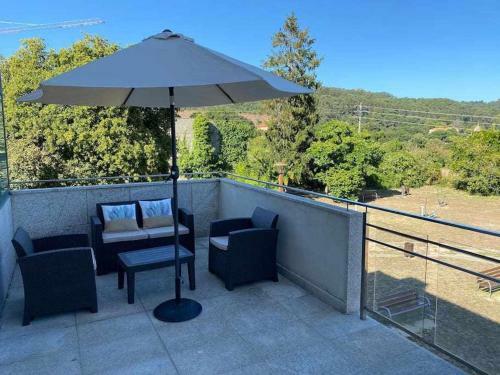 Apartamento Con Terraza En Nigr�n Playa Am�rica